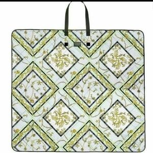 Victoria's secret's packable Beach blanket